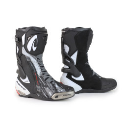 Forma Phantom Flow Boots...